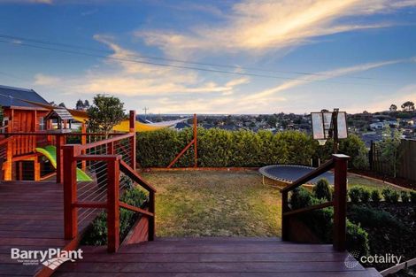 Property photo of 48 Windermere Boulevard Pakenham VIC 3810