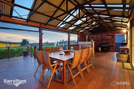 Property photo of 48 Windermere Boulevard Pakenham VIC 3810