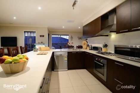 Property photo of 48 Windermere Boulevard Pakenham VIC 3810