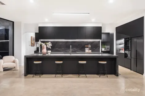 Property photo of 21 Bursaria Rise Donvale VIC 3111