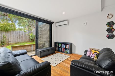 Property photo of 7 Demartini Close Mooroolbark VIC 3138