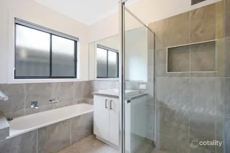 Property photo of 133 Whitebox Circuit Thurgoona NSW 2640