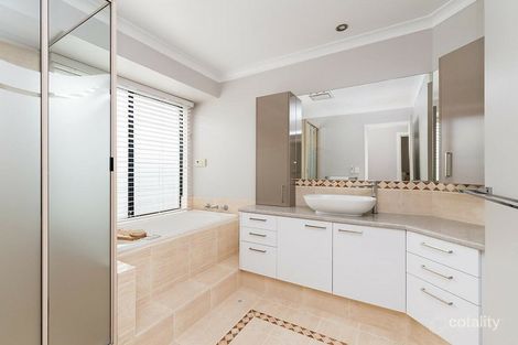 Property photo of 124 Broadbeach Boulevard Hillarys WA 6025