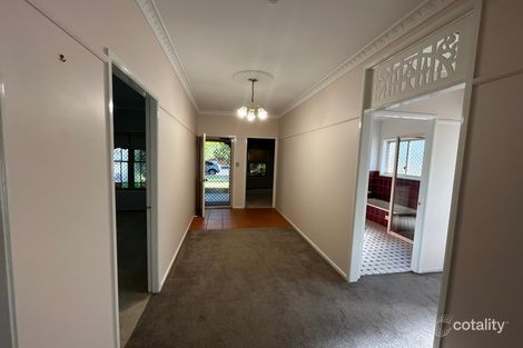 Property photo of 32 Crown Street West Tamworth NSW 2340