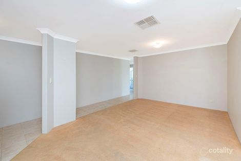 Property photo of 17 Waratah Circle Halls Head WA 6210