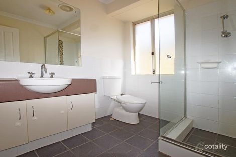 Property photo of 4 Goa Vista Bennett Springs WA 6063