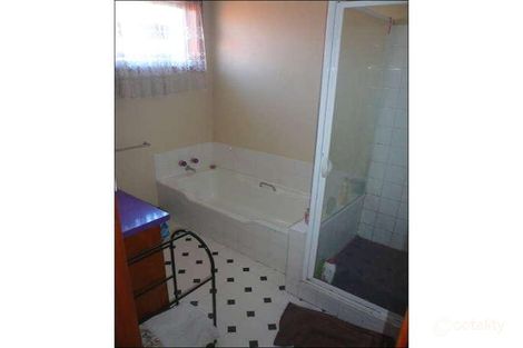 Property photo of 20 Laver Grove Newnham TAS 7248