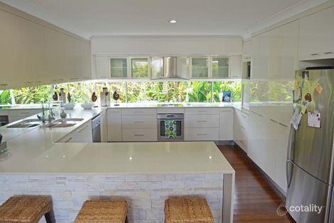 Property photo of 1 Tuckeroo Close Coral Cove QLD 4670