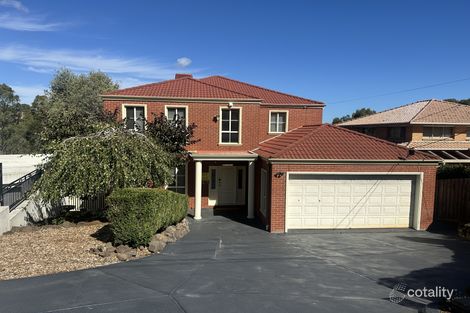 Property photo of 16 Warrick Court Avondale Heights VIC 3034