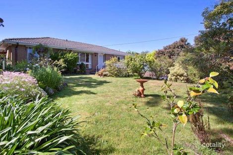 2 Rutland Ave, Mount Eliza, VIC 3930