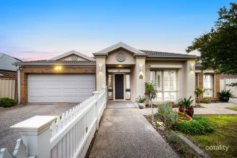 18 Carisbrook Ct, Taylors Hill, VIC 3037