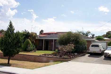 4 Willis Rd, Beaconsfield, WA 6162