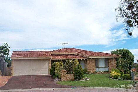 8 Skate Ct, Sorrento, WA 6020