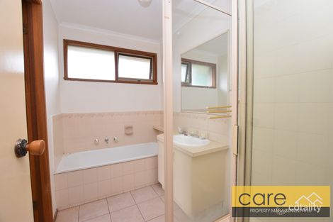 Property photo of 72 Strong Drive Hampton Park VIC 3976