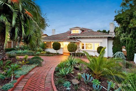 Property photo of 22 The Avenue Hampton VIC 3188