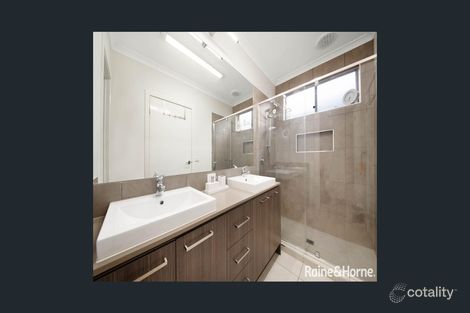 Property photo of 41 Henderson Drive Tarneit VIC 3029