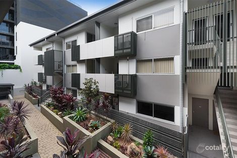 Property photo of 208/28 Masters Street Newstead QLD 4006