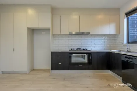 3/10 Cash St, Kingsbury, VIC 3083