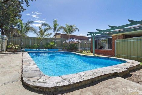 62 Eyre Cres, Valley View, SA 5093