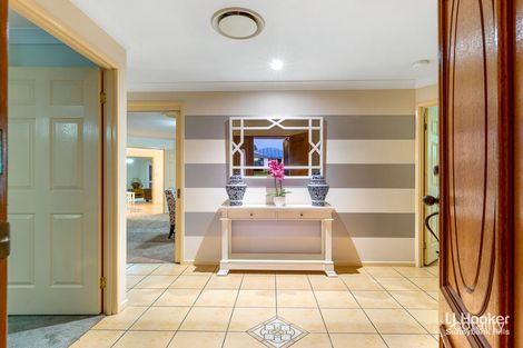 Property photo of 24 Barrington Place Parkinson QLD 4115