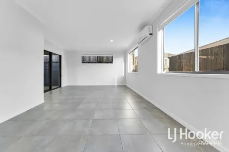 Property photo of 69 Tamborine Street South Ripley QLD 4306