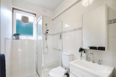 Property photo of 2/76 Robert Street Bentleigh VIC 3204