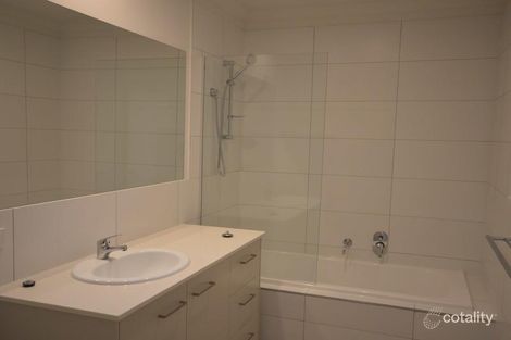 Property photo of 2/25 Dalgleish Avenue Rosebud VIC 3939