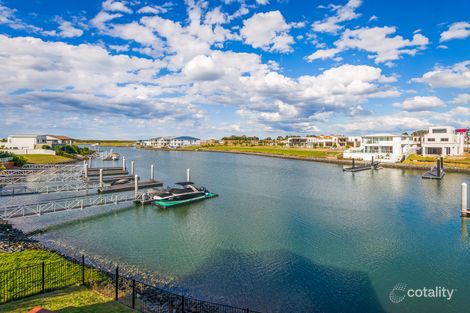 1066 Edgecliff Dr, Hope Island, QLD 4212