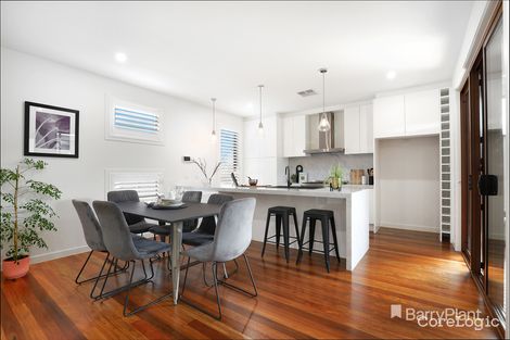 Property photo of 10 Hillview Avenue Pascoe Vale South VIC 3044