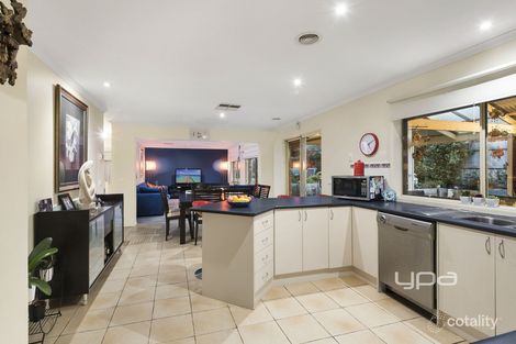 Property photo of 12 Trumper Crescent Sunbury VIC 3429