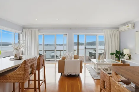 Property photo of 264 Blackwall Road Woy Woy NSW 2256