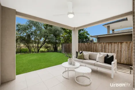 Property photo of 46 Oakhill Crescent Colebee NSW 2761