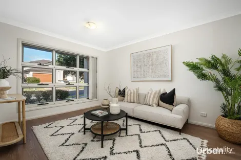 Property photo of 46 Oakhill Crescent Colebee NSW 2761