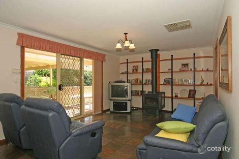 Property photo of 21 Mawson Circuit Woodcroft SA 5162