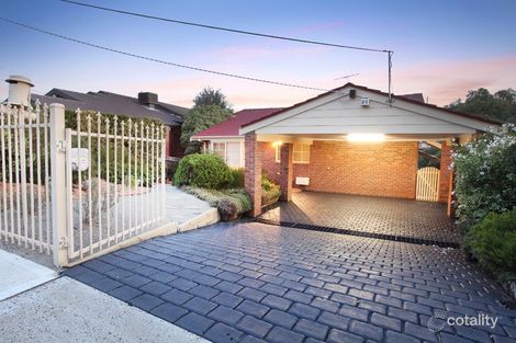 Property photo of 5 Davidson Court Attwood VIC 3049