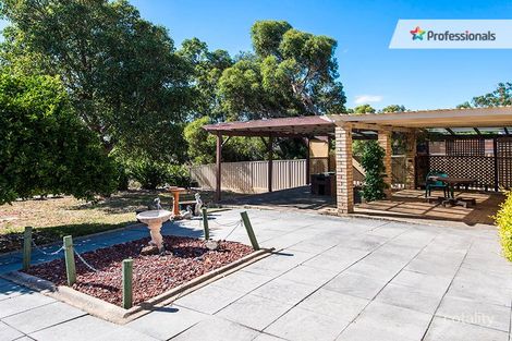 Property photo of 27 Carrick Road Mount Richon WA 6112