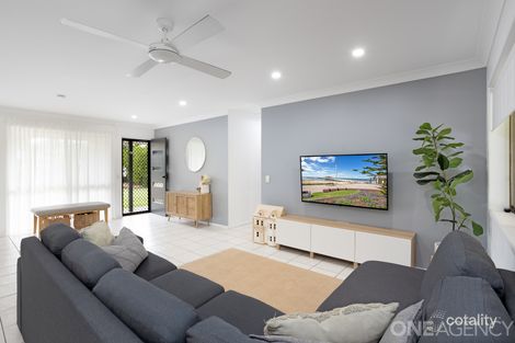 Property photo of 23 Daniel Court Scarborough QLD 4020