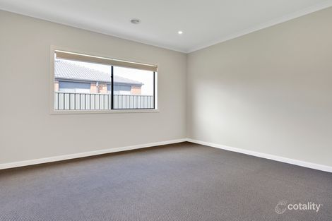 Property photo of 17 Bankston Road Werribee VIC 3030