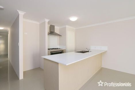 Property photo of 18 Caraway Approach Dayton WA 6055