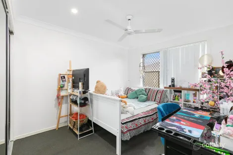 Property photo of 3 Laver Place Gracemere QLD 4702