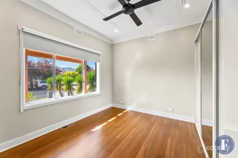 Property photo of 18 William Street Young NSW 2594
