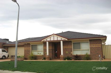 Property photo of 1/36 Timele Drive Hillside VIC 3037