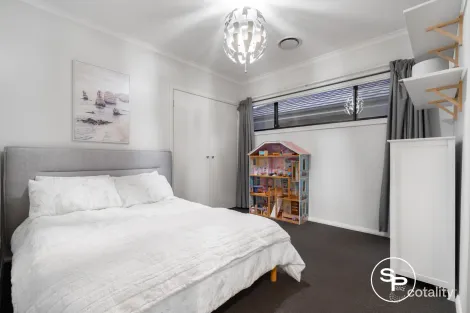 Property photo of 16 Freedom Street Gregory Hills NSW 2557