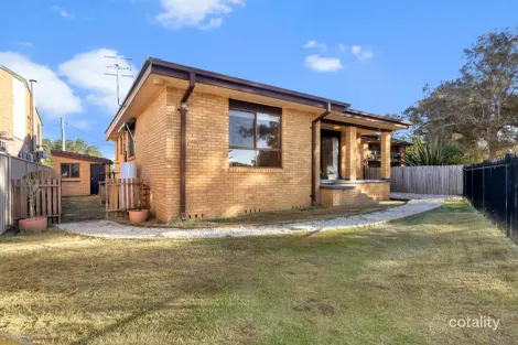 2/4 Coogee Ave, The Entrance North, NSW 2261