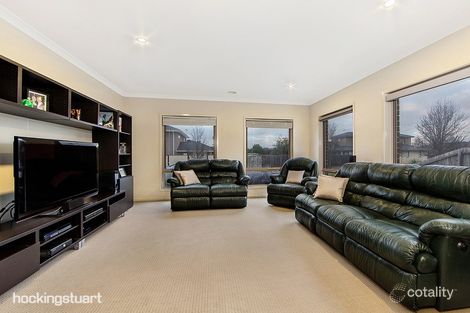 Property photo of 4 Dorcas Lane Taylors Hill VIC 3037