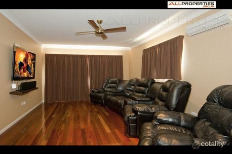 Property photo of 55 Lakeside Crescent Forest Lake QLD 4078