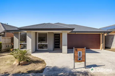 11 Harper Cres, Cranbourne West, VIC 3977