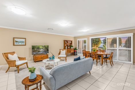 Property photo of 6/7 Greenway Circuit Mount Ommaney QLD 4074