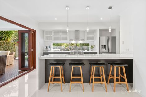 Property photo of 2 Attenuatta Place Noosaville QLD 4566