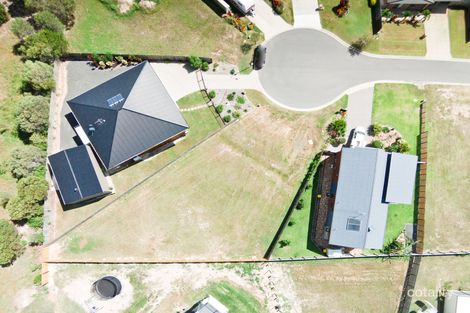 8 Sunad Ct, Nikenbah, QLD 4655